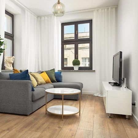 Lumina 2-Room Apartment Near Fabryczna ウッチ エクステリア 写真